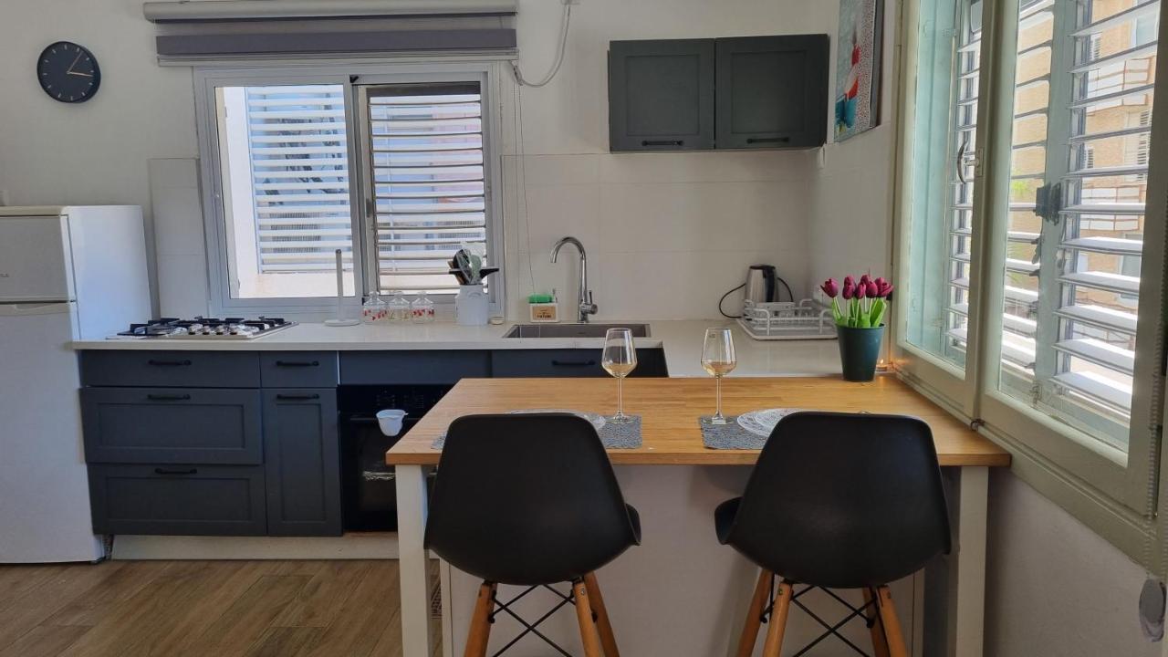 Stylish Quiet And Central Rehovot Exterior foto